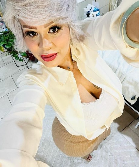 Foto di nudo di fuga di OnlyFans di Myra La Chula
