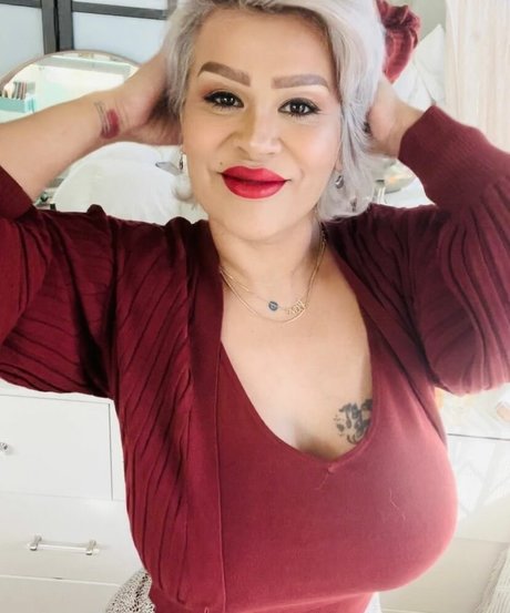 Foto di nudo di fuga di OnlyFans di Myra La Chula