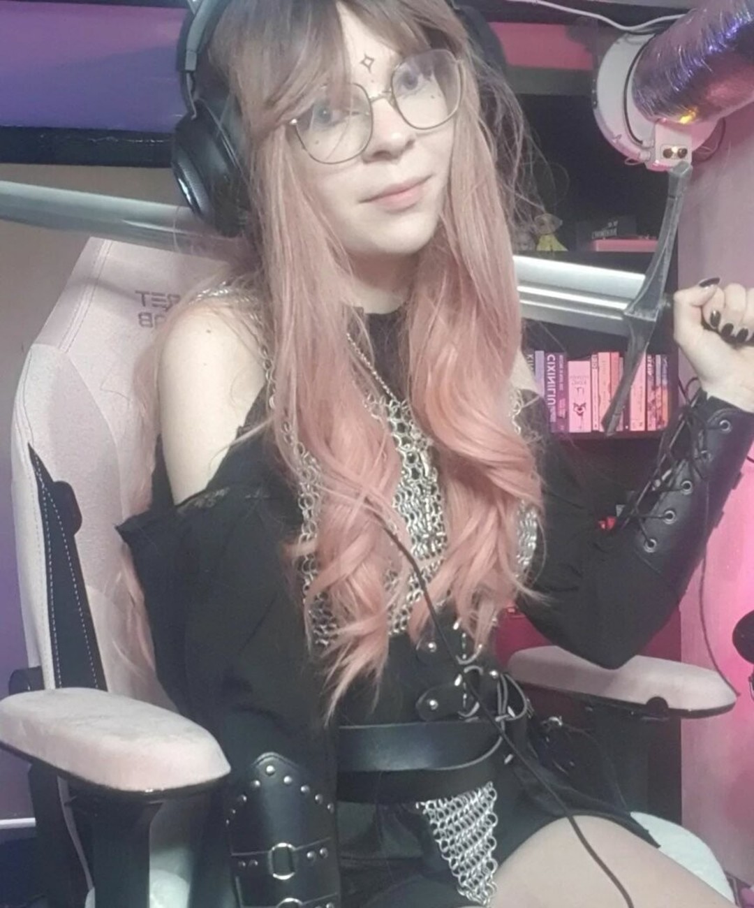 Foto di nudo di fuga di OnlyFans di Porcelain Ghoul #36 Foto di nudo di fuga di OnlyFans di Porcelain Ghoul #36