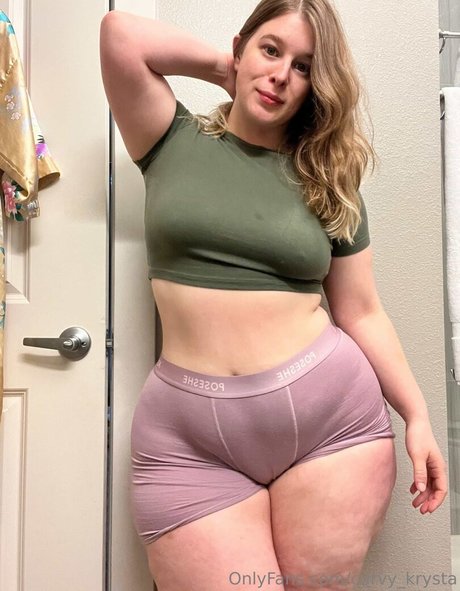 Foto di nudo di fuga di OnlyFans di Curvykrysta