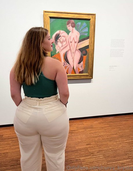 Curvykrysta
