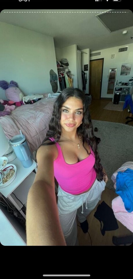 Foto di nudo di fuga di OnlyFans di Alisa Kotlyarenko