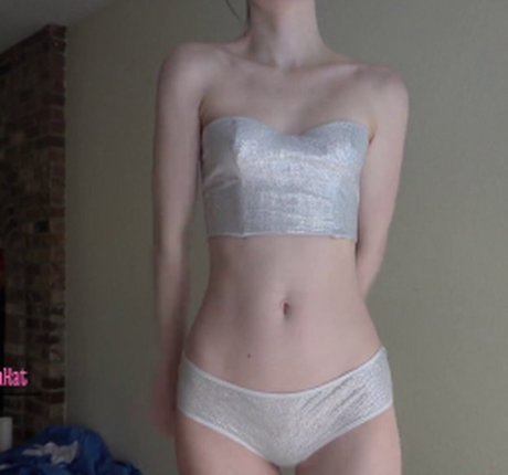 Foto di nudo di fuga di OnlyFans di Destinationkat
