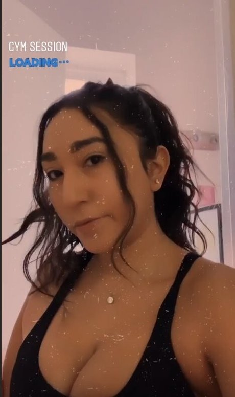 Foto di nudo di fuga di OnlyFans di Lairais