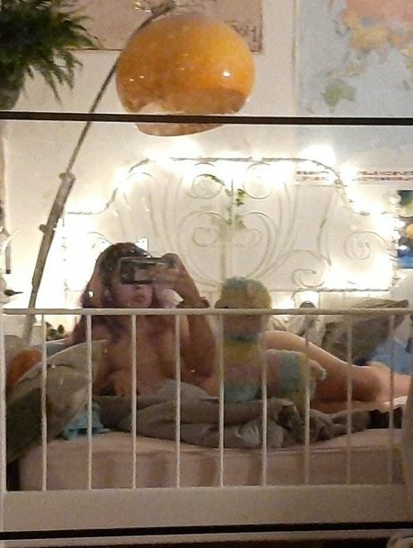 Foto di nudo di fuga di OnlyFans di Zottelcorn