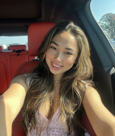 Foto di nudo di fuga di OnlyFans di Nikki Cheng