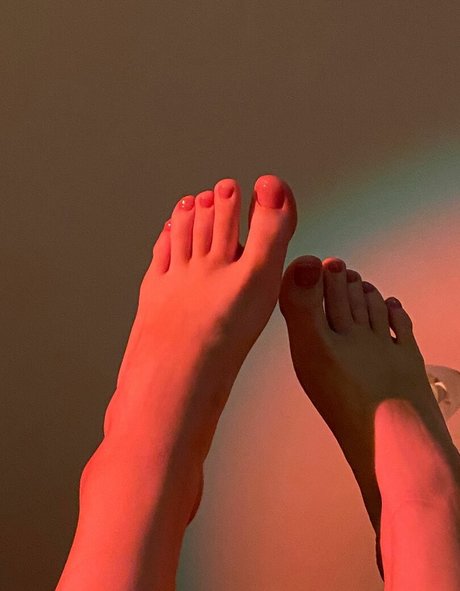 Foto di nudo di fuga di OnlyFans di Uslstyan