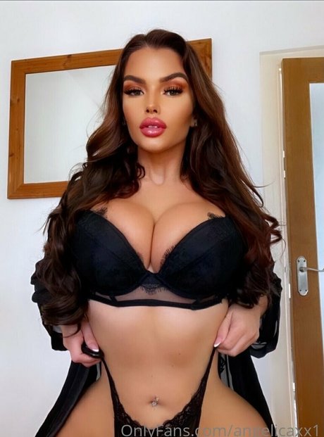 Angelica Sharpe