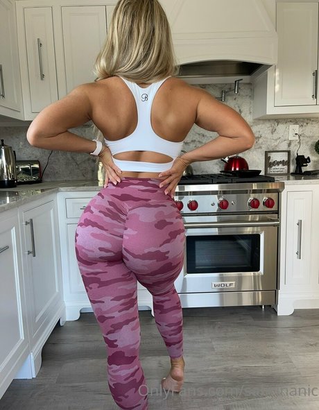Foto di nudo di fuga di OnlyFans di Sabrina Nic
