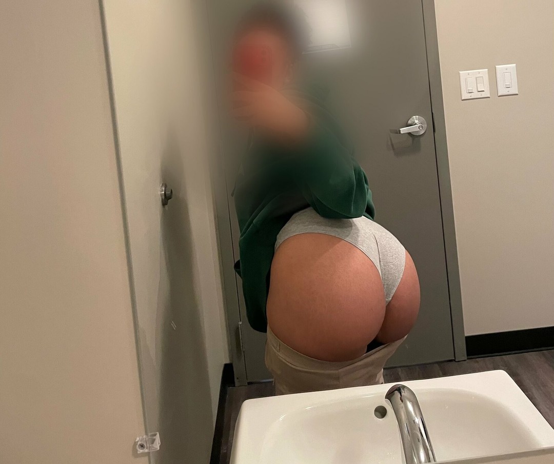 Foto di nudo di fuga di OnlyFans di Ariel The Titgodddess Vip #10 Foto di nudo di fuga di OnlyFans di Ariel The Titgodddess Vip #10