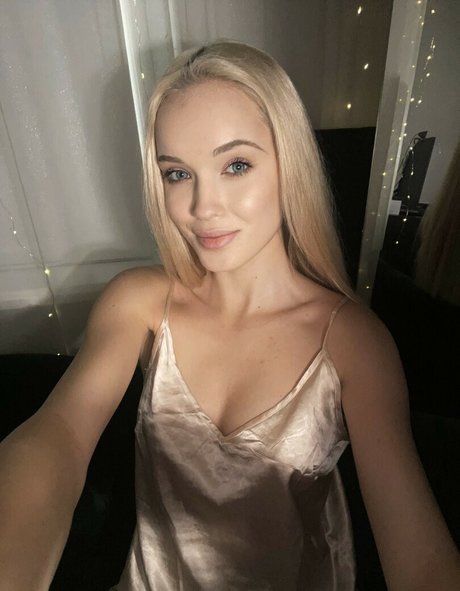 Foto di nudo di fuga di OnlyFans di Skyressvip