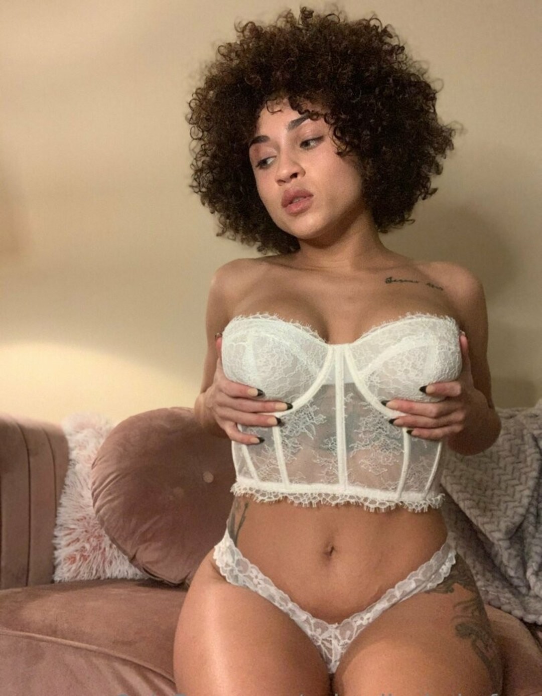Foto di nudo di fuga di OnlyFans di Spicedicebabyfree #23 Foto di nudo di fuga di OnlyFans di Spicedicebabyfree #23