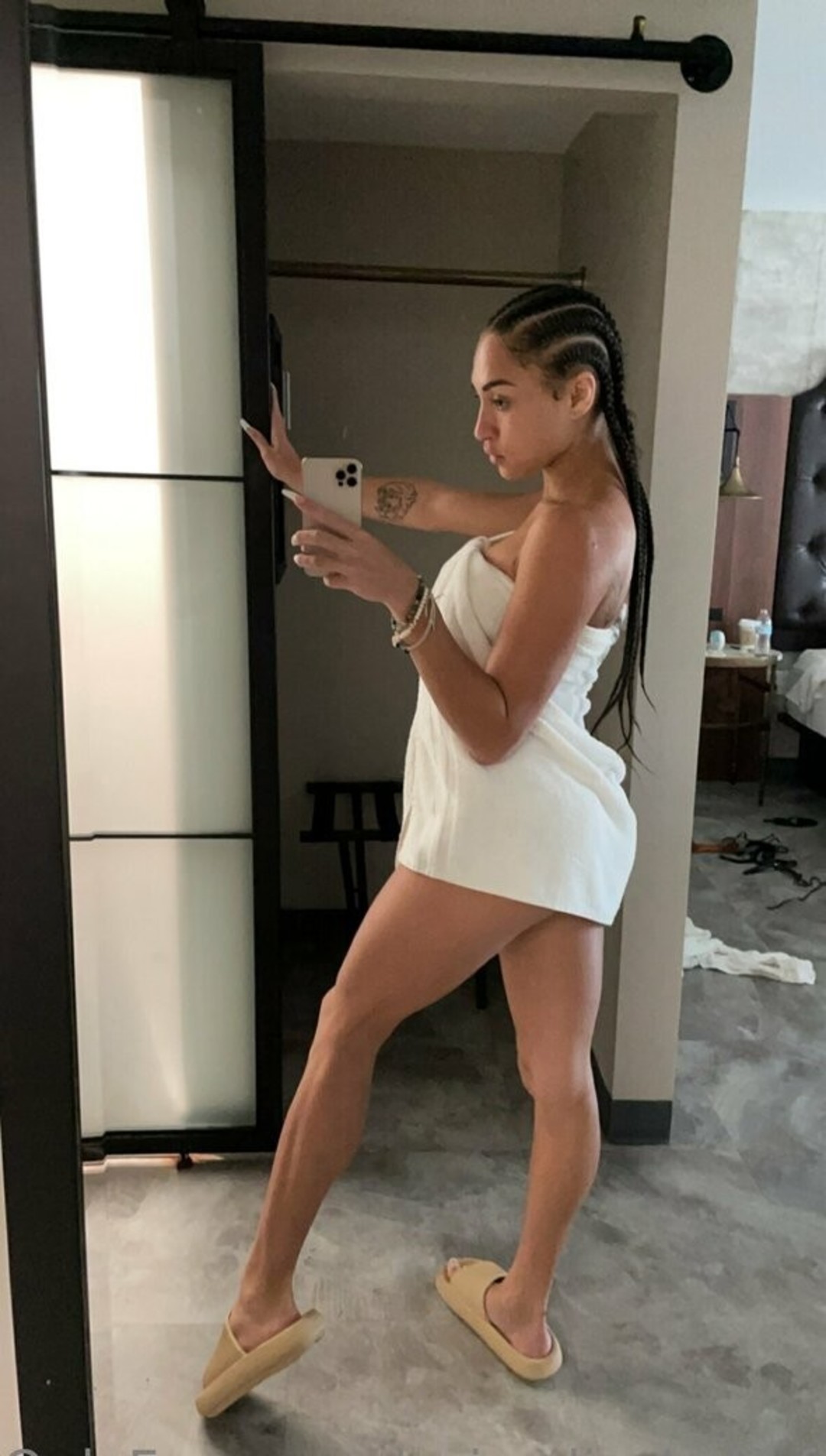 Foto di nudo di fuga di OnlyFans di Spicedicebabyfree #26 Foto di nudo di fuga di OnlyFans di Spicedicebabyfree #26