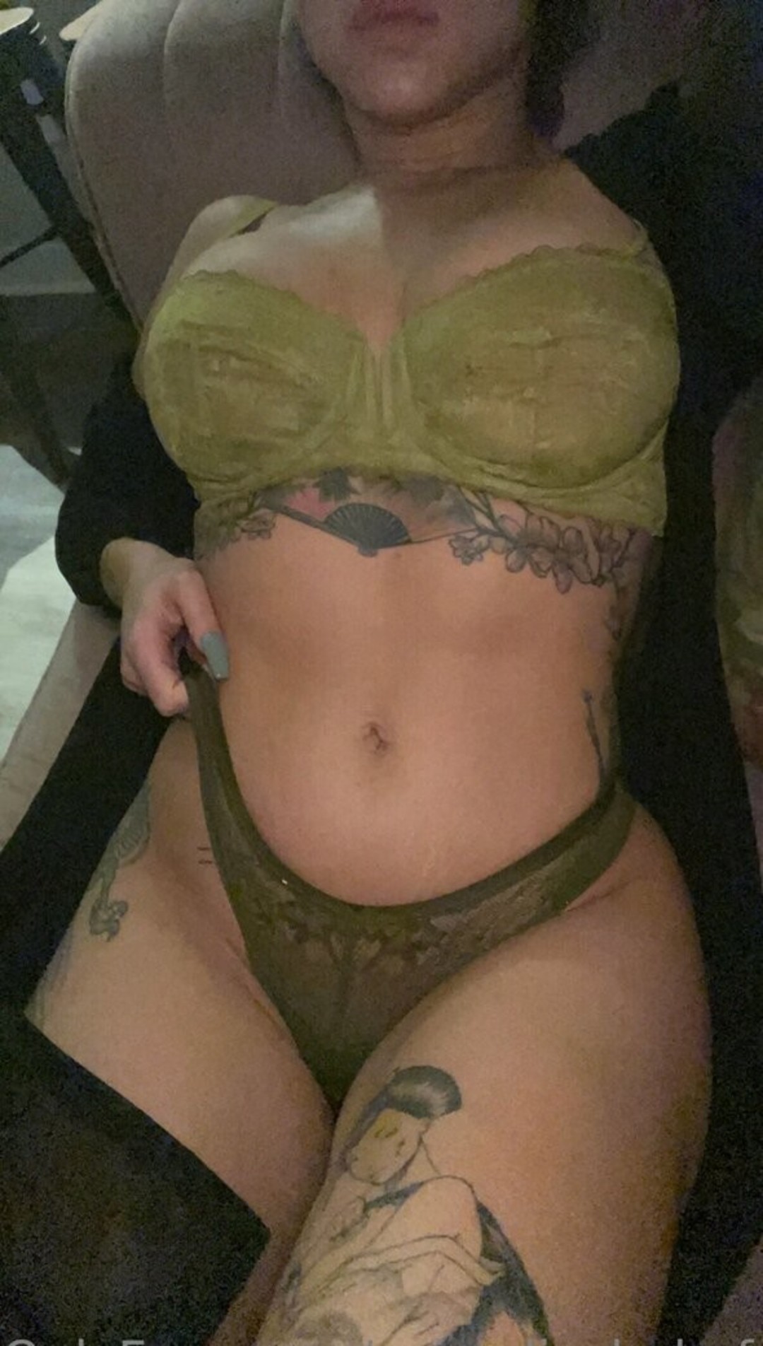 Foto di nudo di fuga di OnlyFans di Spicedicebabyfree #7 Foto di nudo di fuga di OnlyFans di Spicedicebabyfree #7