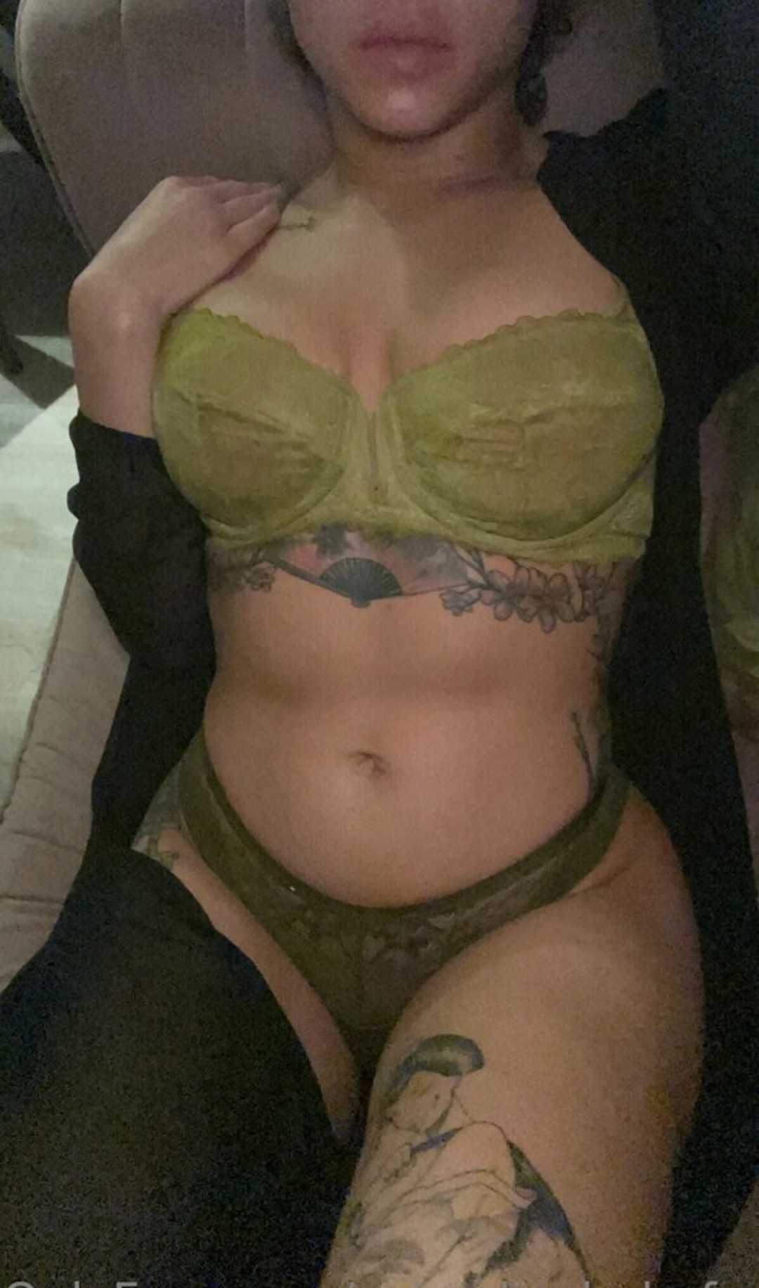 Foto di nudo di fuga di OnlyFans di Spicedicebabyfree #8 Foto di nudo di fuga di OnlyFans di Spicedicebabyfree #8