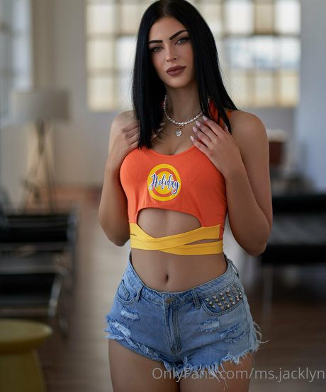 Foto di nudo di fuga di OnlyFans di Msjacklyn