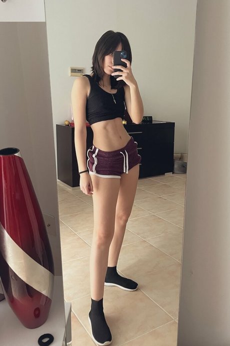 Foto di nudo di fuga di OnlyFans di Dpsdeku