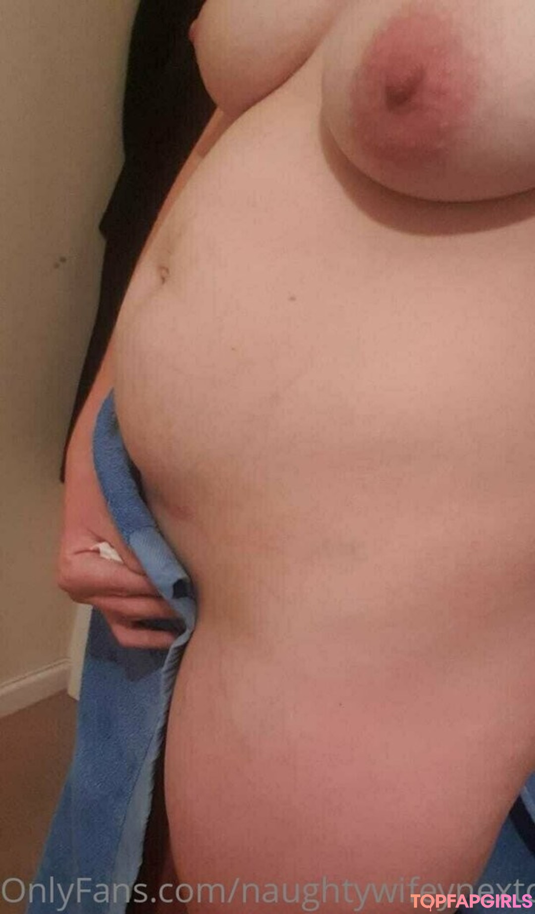 Foto di nudo di fuga di OnlyFans di Naughtywifeynextdoor #23 Foto di nudo di fuga di OnlyFans di Naughtywifeynextdoor #23