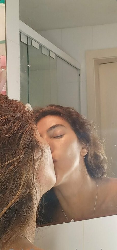 Foto di nudo di fuga di OnlyFans di Morbar