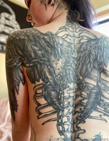 Foto di nudo di fuga di OnlyFans di Spiderlegs