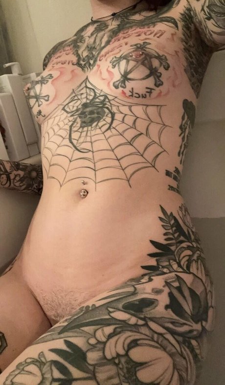 Foto di nudo di fuga di OnlyFans di Spiderlegs
