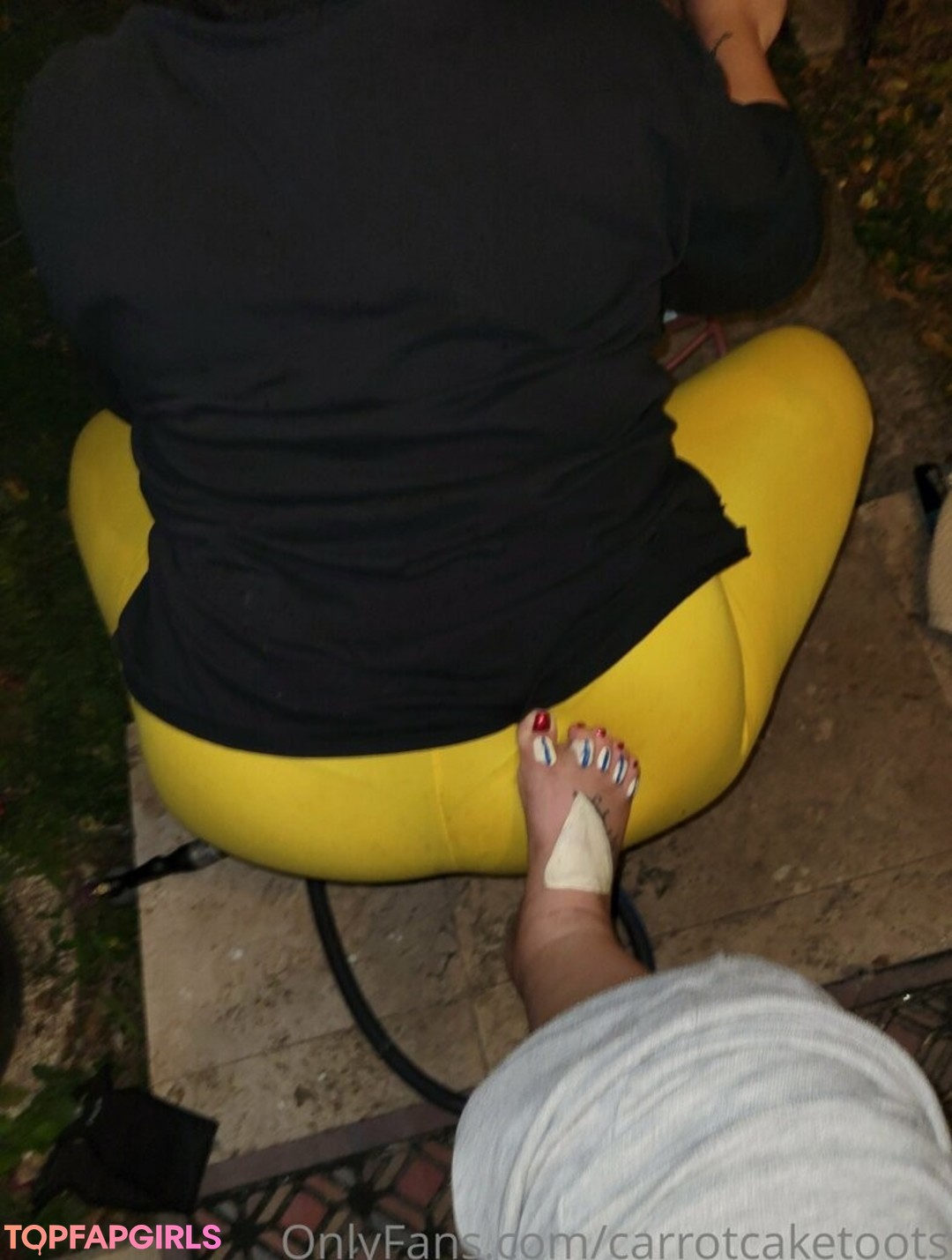 Foto di nudo di fuga di OnlyFans di Carrotcaketoots #37 Foto di nudo di fuga di OnlyFans di Carrotcaketoots #37
