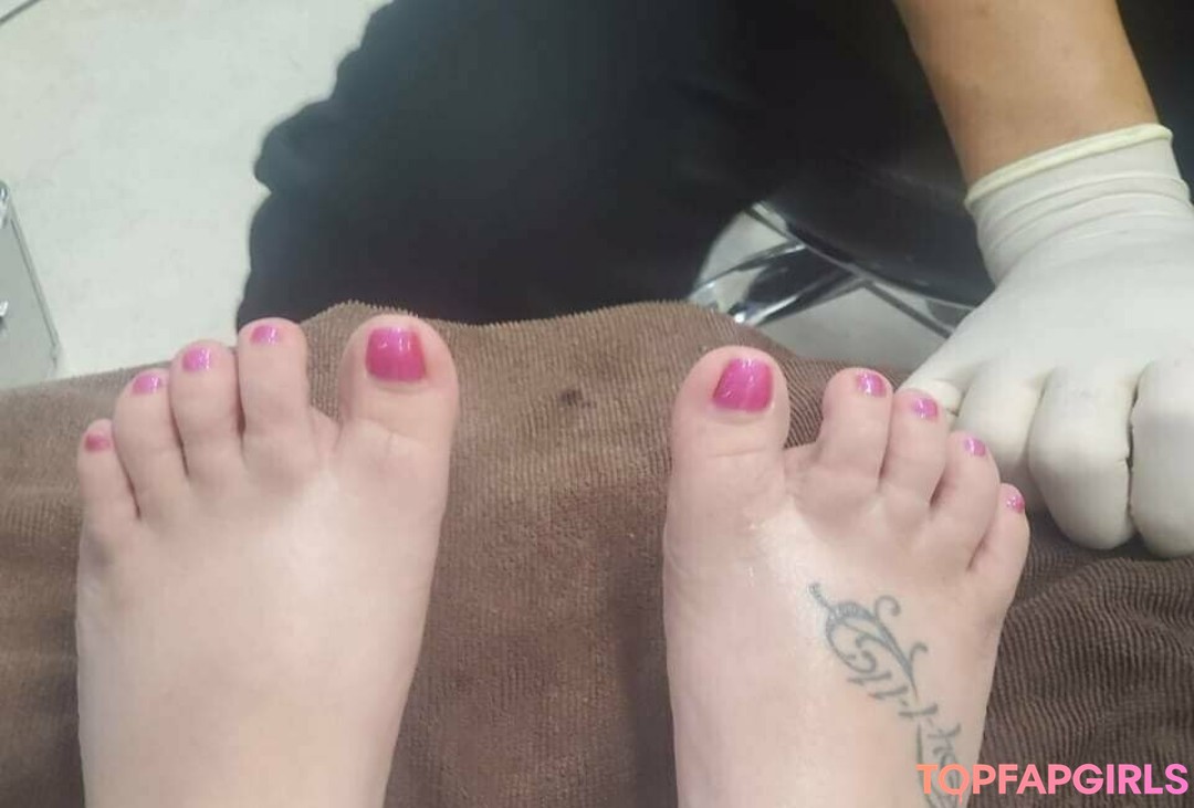 Foto di nudo di fuga di OnlyFans di Carrotcaketoots #5 Foto di nudo di fuga di OnlyFans di Carrotcaketoots #5