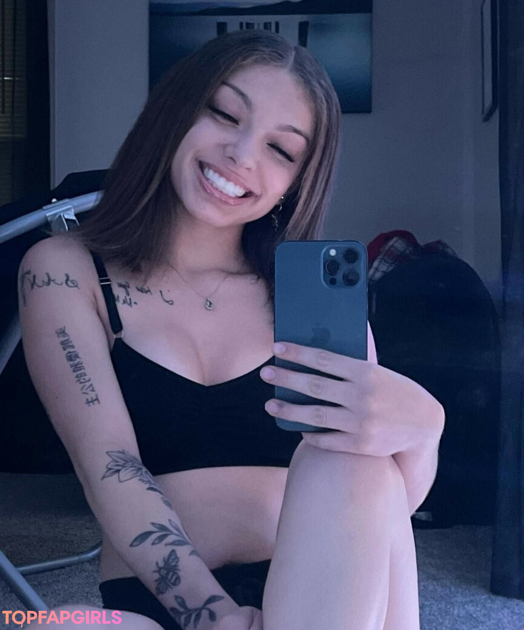 Foto di nudo di fuga di OnlyFans di Kylieeep #6 Foto di nudo di fuga di OnlyFans di Kylieeep #6
