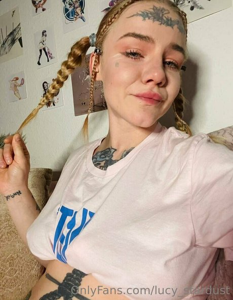Foto di nudo di fuga di OnlyFans di Lucykinky