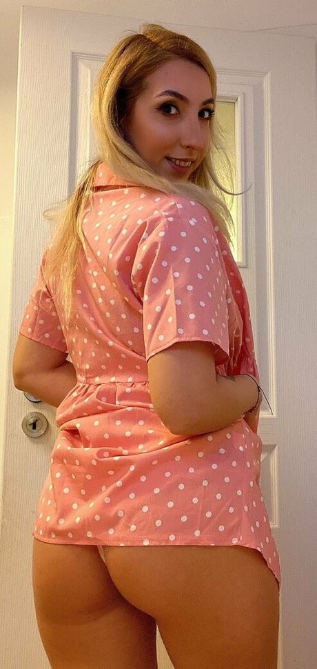 Foto di nudo di fuga di OnlyFans di Purevibrations