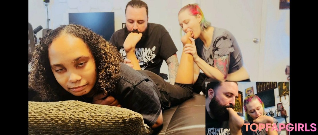 Foto di nudo di fuga di OnlyFans di Ticklishcrystal88 #6 Foto di nudo di fuga di OnlyFans di Ticklishcrystal88 #6