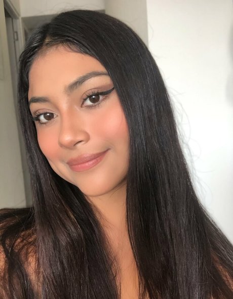 Foto di nudo di fuga di OnlyFans di Sexyalexandra