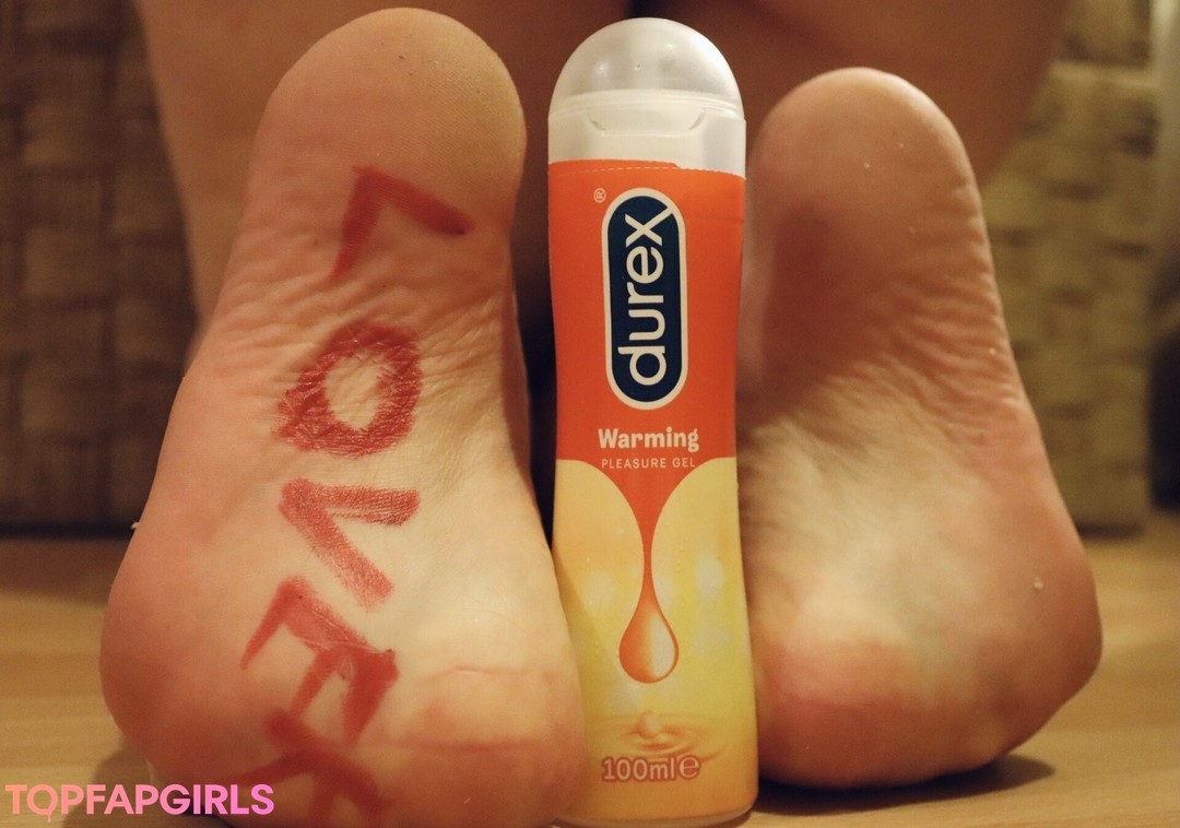 Foto di nudo di fuga di OnlyFans di Theselilpiggie6 #49 Foto di nudo di fuga di OnlyFans di Theselilpiggie6 #49