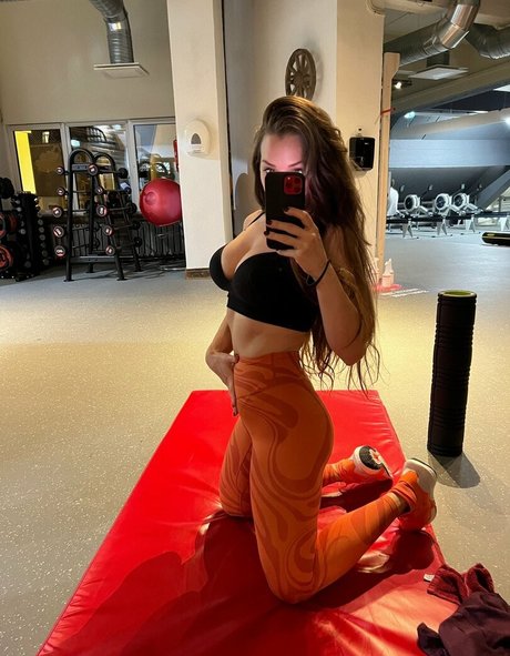 Foto di nudo di fuga di OnlyFans di Funtikingym