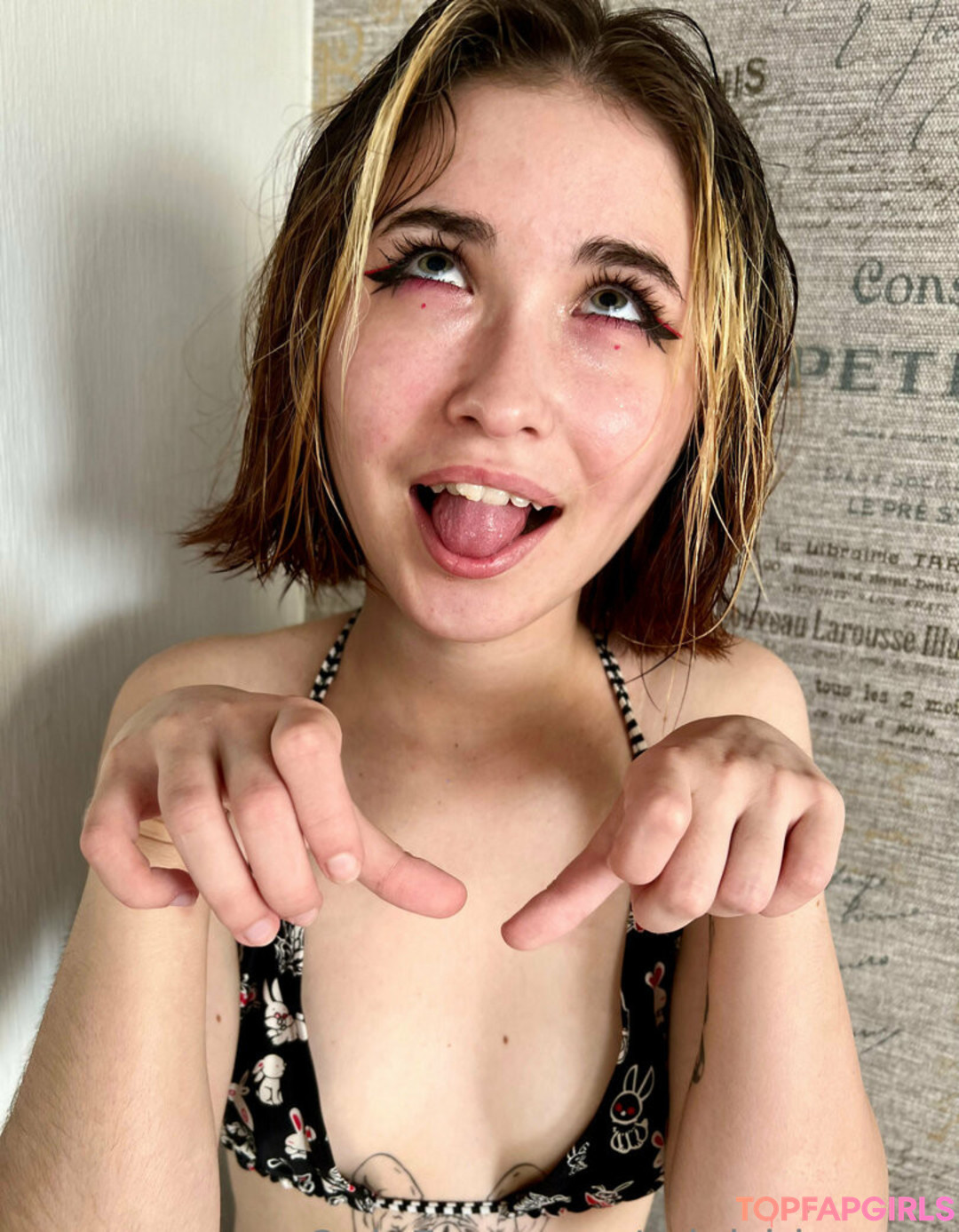 Foto di nudo di fuga di OnlyFans di Adelblossom #40 Foto di nudo di fuga di OnlyFans di Adelblossom #40