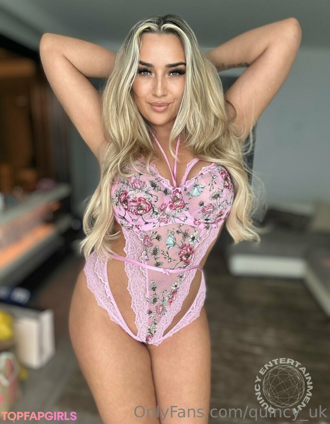 Foto di nudo di fuga di OnlyFans di Quincyentertainment #29 Foto di nudo di fuga di OnlyFans di Quincyentertainment #29