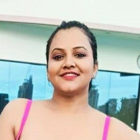 Foto di nudo di fuga di OnlyFans di Priyagamree