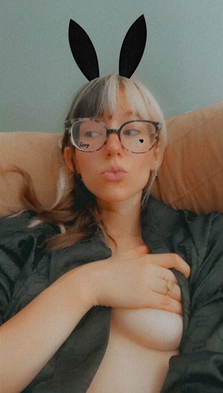 Foto di nudo di fuga di OnlyFans di Elladevilfree