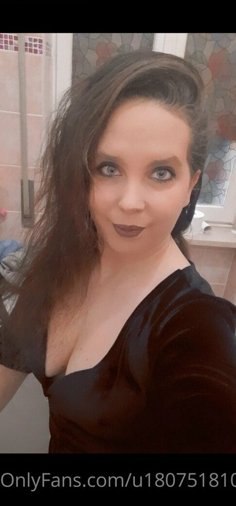 Foto di nudo di fuga di OnlyFans di Onlyqueen84