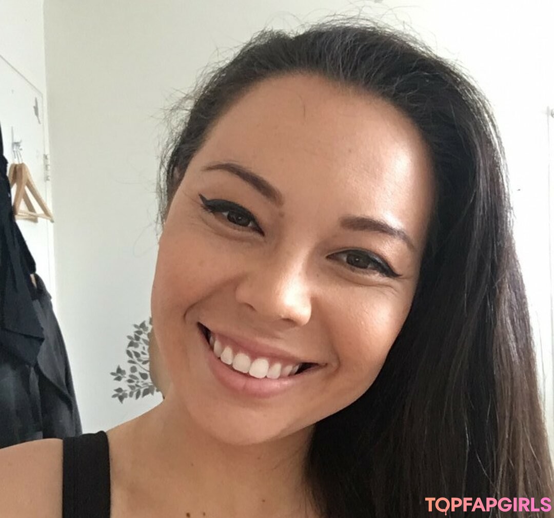 Foto di nudo di fuga di OnlyFans di Molly Songbird #19 Foto di nudo di fuga di OnlyFans di Molly Songbird #19