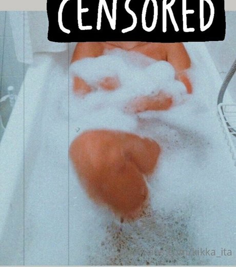 Foto di nudo di fuga di OnlyFans di Kikkaita