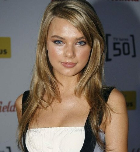 Foto di nudo di fuga di OnlyFans di Indiana Evans