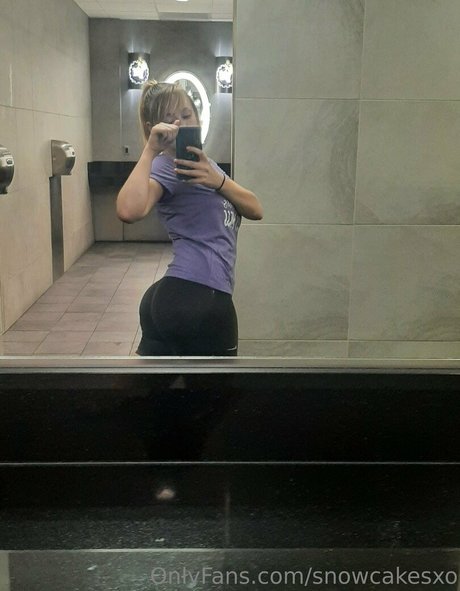 Foto di nudo di fuga di OnlyFans di Snowcakesxo