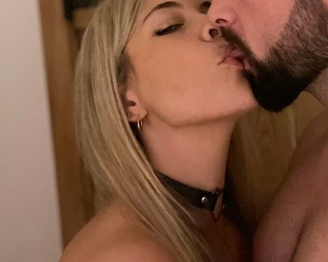 Foto di nudo di fuga di OnlyFans di Fiestyfrankiefree