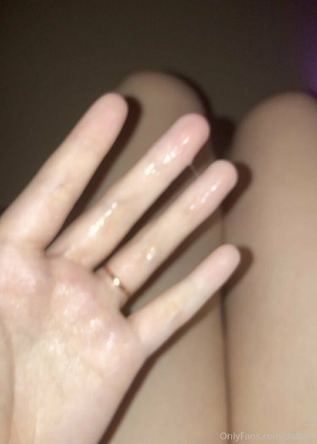 Foto di nudo di fuga di OnlyFans di Dotknij