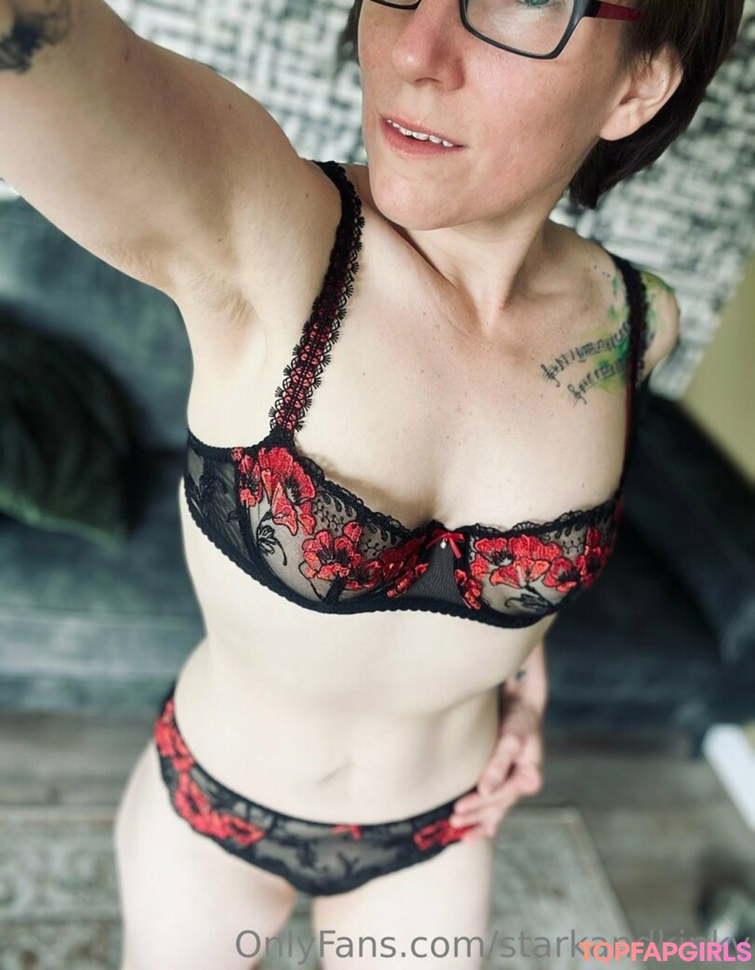 Foto di nudo di fuga di OnlyFans di Starkandkinky #70 Foto di nudo di fuga di OnlyFans di Starkandkinky #70