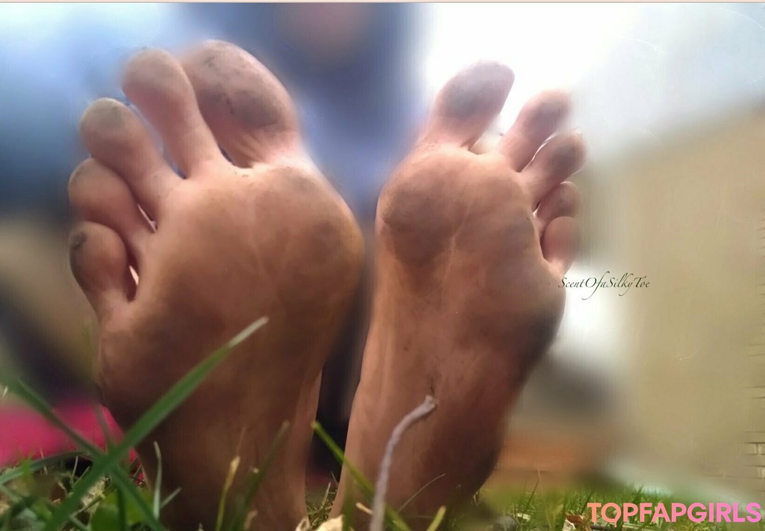 Foto di nudo di fuga di OnlyFans di Scentofasilkytoe #50 Foto di nudo di fuga di OnlyFans di Scentofasilkytoe #50