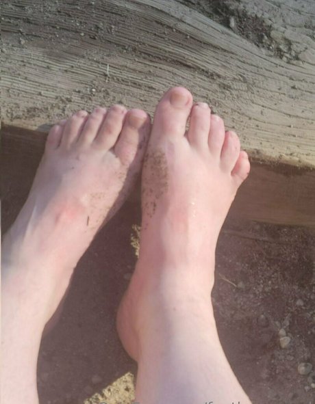 Foto di nudo di fuga di OnlyFans di Footlooseand