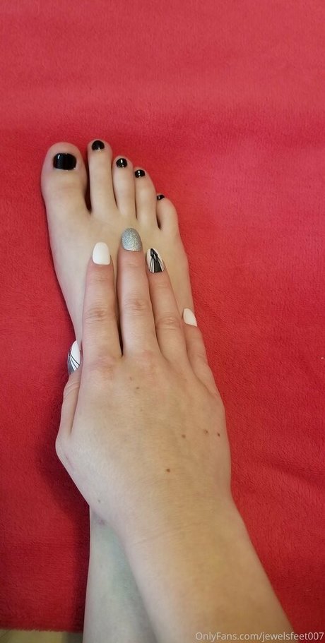Foto di nudo di fuga di OnlyFans di Skylarjewel007