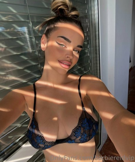 Foto di nudo di fuga di OnlyFans di Barbiefantasylucy